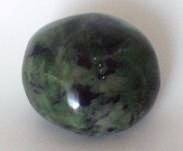 edelstenen en mineralen nefriet