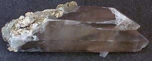 edelstenen en mineralen rookkwarts