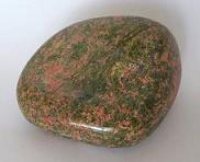 edelstenen en mineralen unakiet object