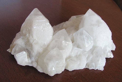 bergkristal, zogenaamde candle kwarts